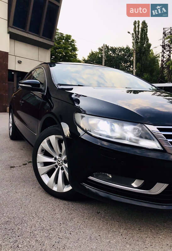 Купе Volkswagen CC / Passat CC 2012 в Днепре