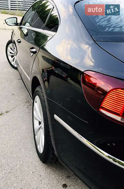 Купе Volkswagen CC / Passat CC 2012 в 