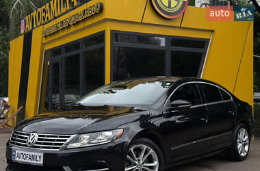 Купе Volkswagen CC / Passat CC 2015 в Києві