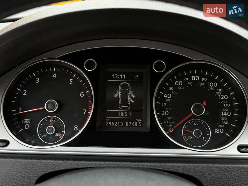 Купе Volkswagen CC / Passat CC 2015 в Киеве