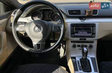 Купе Volkswagen CC / Passat CC 2013 в 