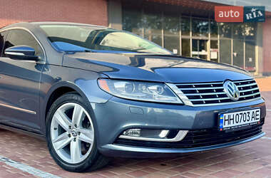 Купе Volkswagen CC / Passat CC 2013 в 