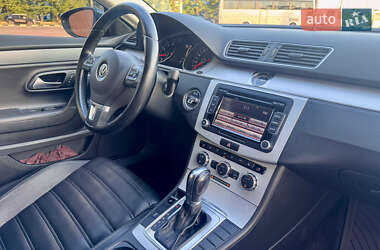 Купе Volkswagen CC / Passat CC 2013 в 
