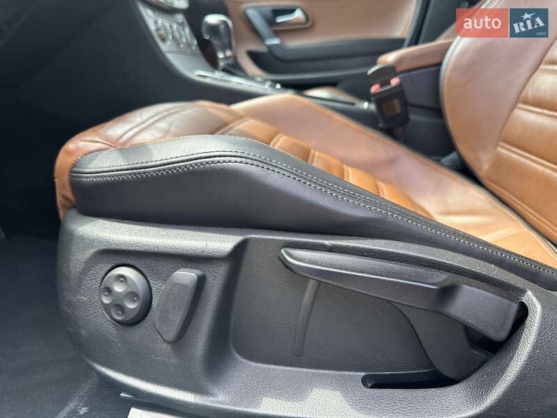 Купе Volkswagen CC / Passat CC 2012 в Днепре
