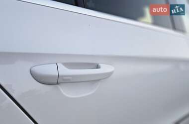 Купе Volkswagen CC / Passat CC 2013 в 