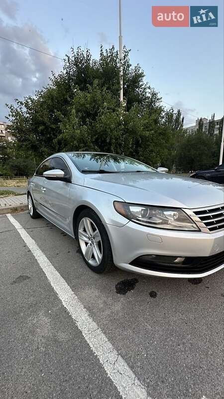 Купе Volkswagen CC / Passat CC 2013 в Киеве фото 7 Купе Volkswagen CC / Passat CC 2013 в Киеве