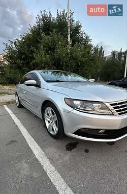 Купе Volkswagen CC / Passat CC 2013 в 