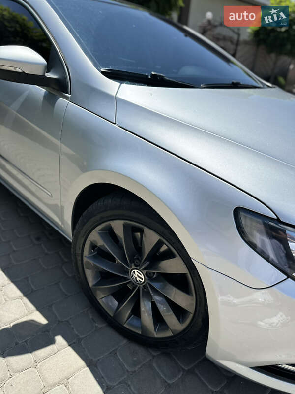 Купе Volkswagen CC / Passat CC 2014 в Виннице