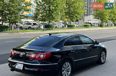 Купе Volkswagen CC / Passat CC 2011 в 