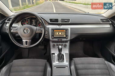 Купе Volkswagen CC / Passat CC 2013 в 