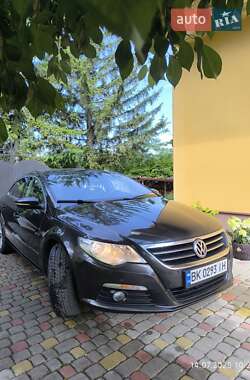 Купе Volkswagen CC / Passat CC 2010 в 