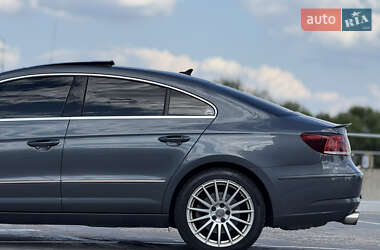 Купе Volkswagen CC / Passat CC 2013 в 