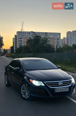 Купе Volkswagen CC / Passat CC 2010 в Києві