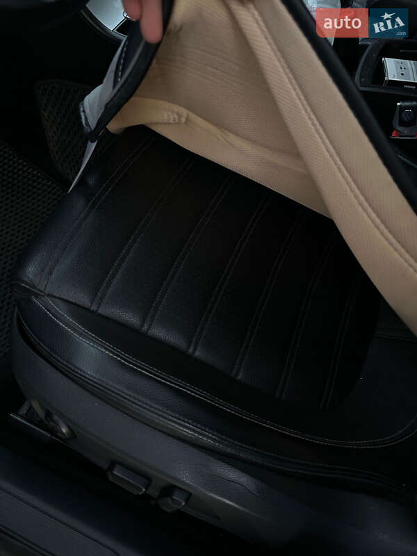 Купе Volkswagen CC / Passat CC 2010 в Киеве