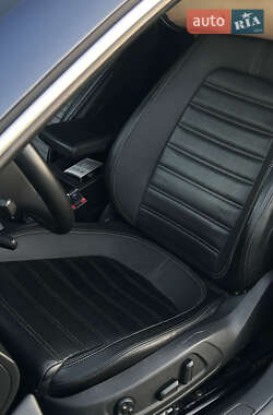 Купе Volkswagen CC / Passat CC 2010 в 
