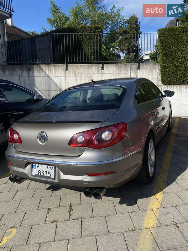 Купе Volkswagen CC / Passat CC 2011 в Києві