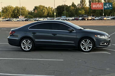Купе Volkswagen CC / Passat CC 2012 в 