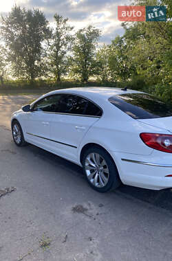 Купе Volkswagen CC / Passat CC 2012 в 