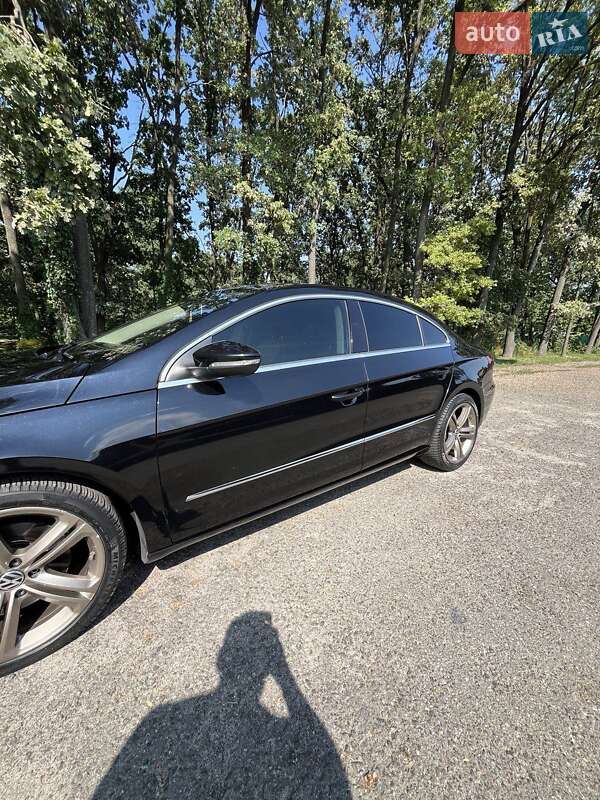 Купе Volkswagen CC / Passat CC 2012 в Киеве