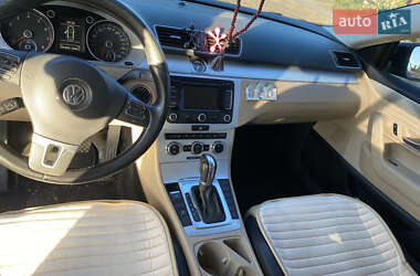 Купе Volkswagen CC / Passat CC 2012 в 