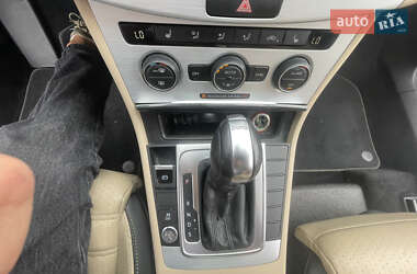 Купе Volkswagen CC / Passat CC 2016 в Киеве