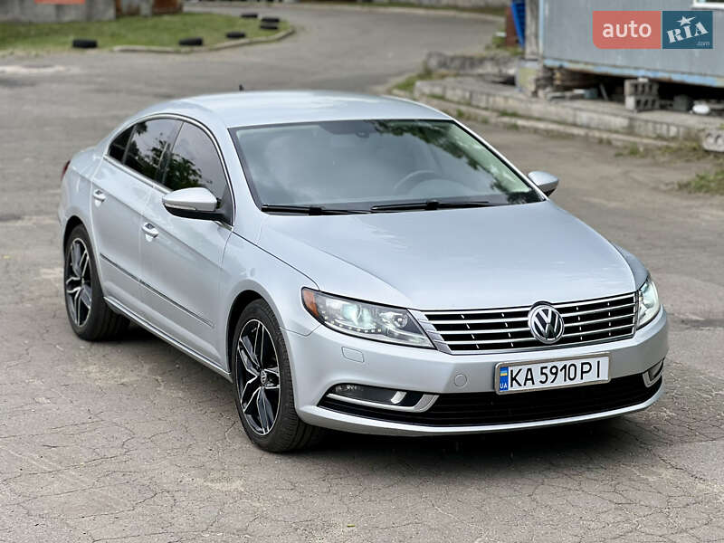Купе Volkswagen CC / Passat CC 2013 в Киеве