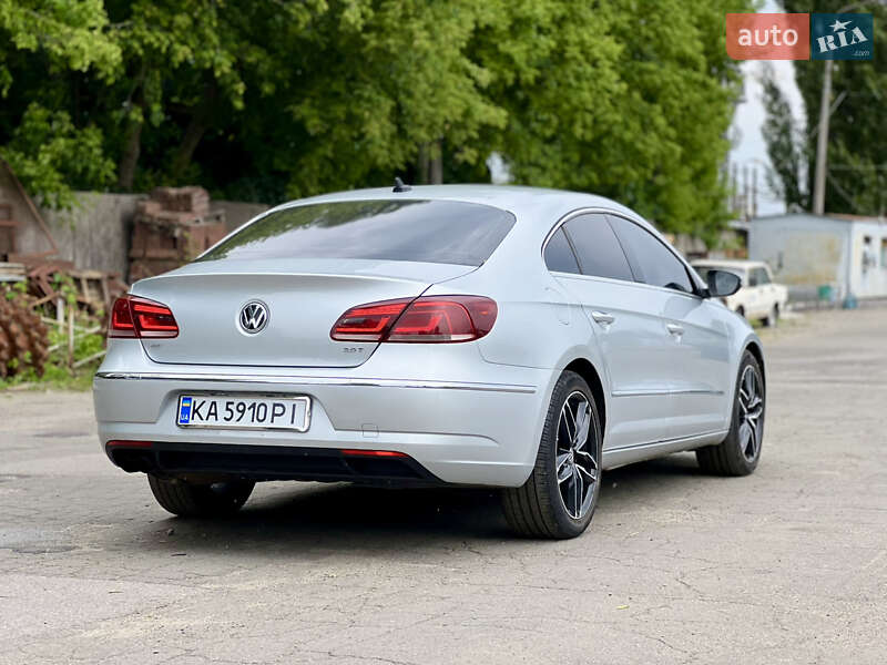 Купе Volkswagen CC / Passat CC 2013 в Киеве