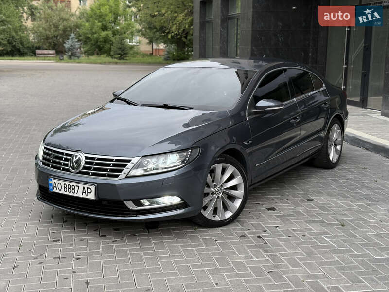 Купе Volkswagen CC / Passat CC 2012 в Ужгороді