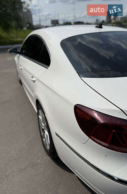 Купе Volkswagen CC / Passat CC 2012 в 