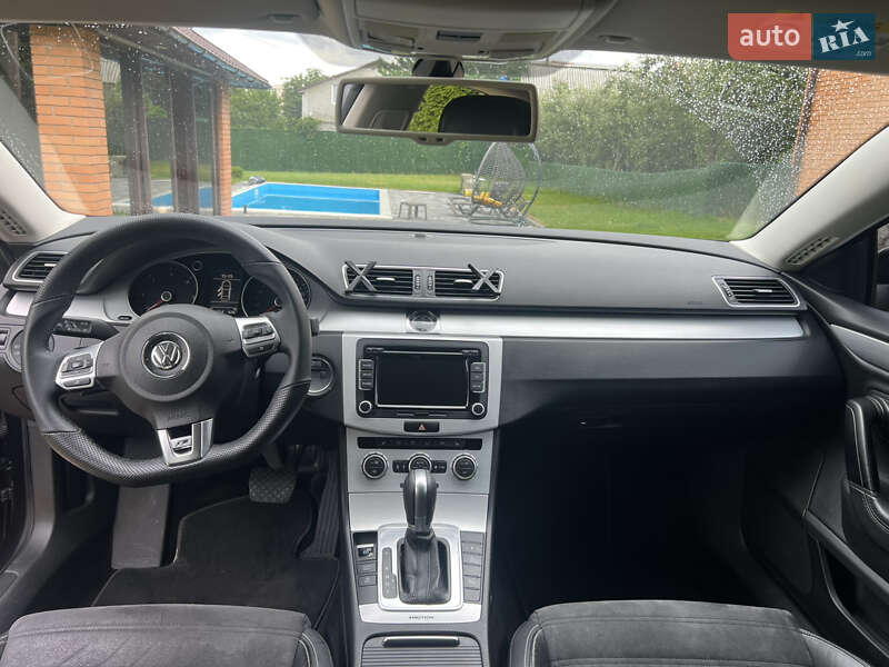 Купе Volkswagen CC / Passat CC 2014 в Киеве