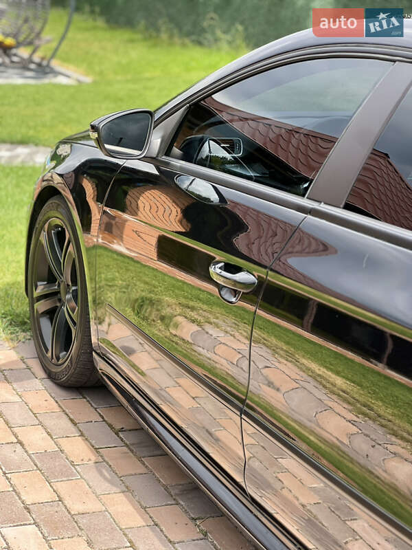 Купе Volkswagen CC / Passat CC 2014 в Киеве