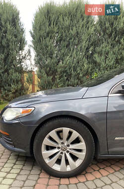 Купе Volkswagen CC / Passat CC 2011 в 