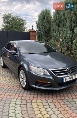 Купе Volkswagen CC / Passat CC 2011 в 