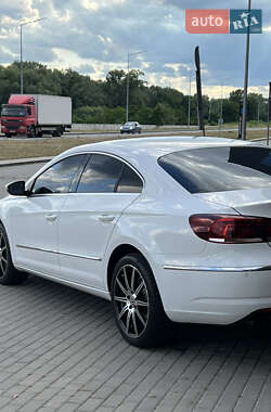 Купе Volkswagen CC / Passat CC 2013 в 