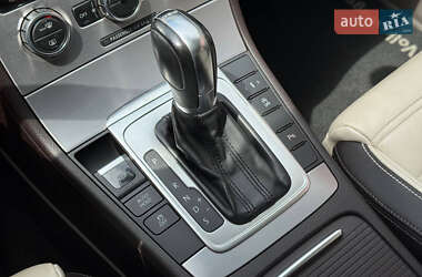 Купе Volkswagen CC / Passat CC 2012 в 