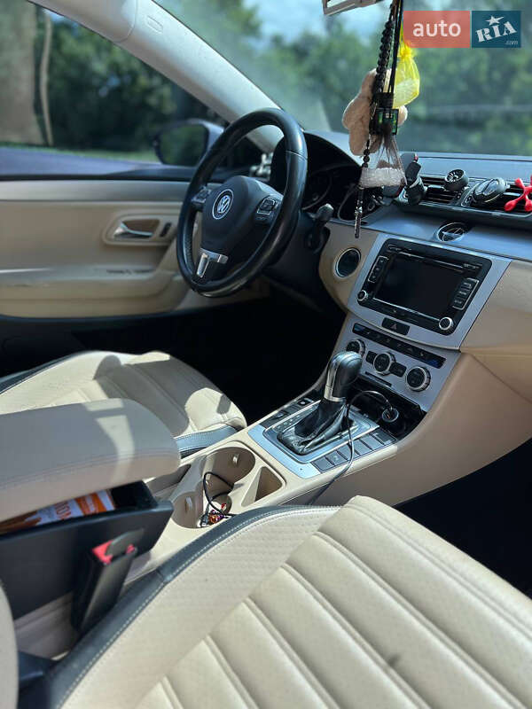 Купе Volkswagen CC / Passat CC 2012 в Белой Церкви