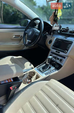 Купе Volkswagen CC / Passat CC 2012 в 