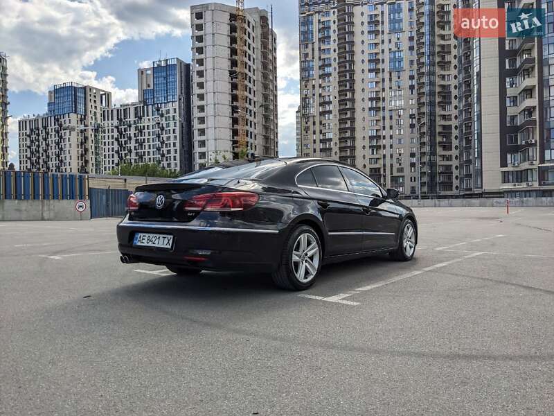 Купе Volkswagen CC / Passat CC 2014 в Киеве