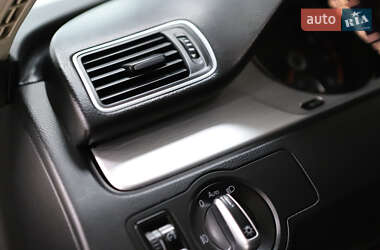 Купе Volkswagen CC / Passat CC 2012 в 