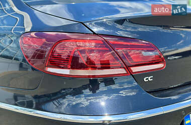 Купе Volkswagen CC / Passat CC 2012 в 