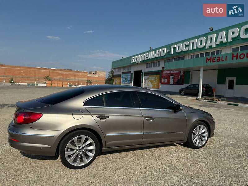 Купе Volkswagen CC / Passat CC 2011 в Дніпрі