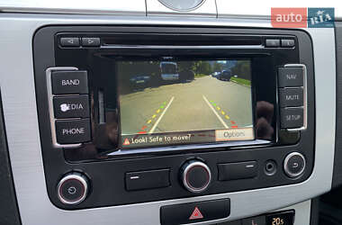 Купе Volkswagen CC / Passat CC 2012 в 
