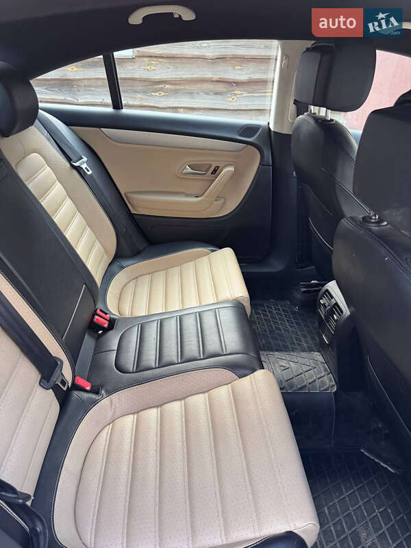 Купе Volkswagen CC / Passat CC 2012 в Павлограде