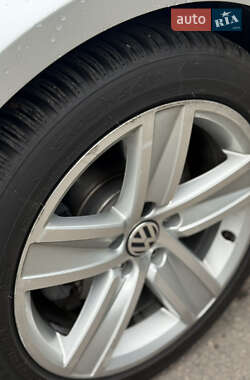 Купе Volkswagen CC / Passat CC 2013 в 