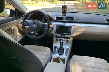 Купе Volkswagen CC / Passat CC 2012 в 