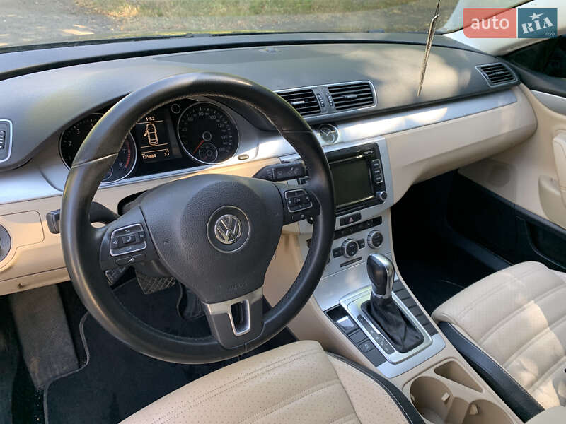 Купе Volkswagen CC / Passat CC 2012 в Лозовой фото 12 Купе Volkswagen CC / Passat CC 2012 в Лозовой