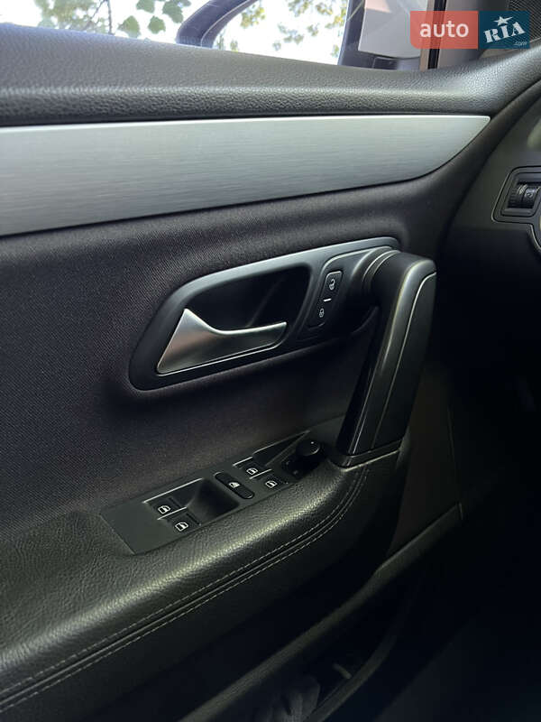 Купе Volkswagen CC / Passat CC 2012 в Харькове