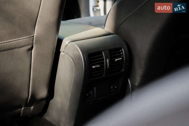 Купе Volkswagen CC / Passat CC 2012 в Павлограде