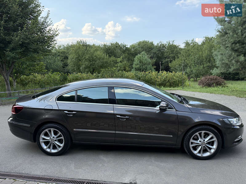 Купе Volkswagen CC / Passat CC 2012 в Киеве