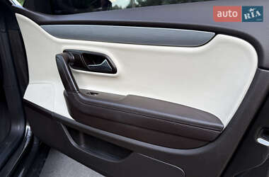Купе Volkswagen CC / Passat CC 2012 в 